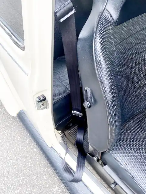 これまでのシートベルトは、リトラクタブルではなかった