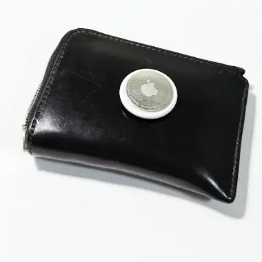 財布にAir Tag