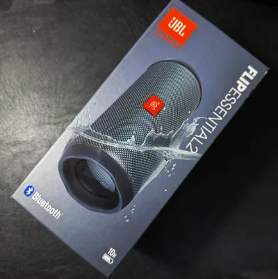 AmazonからJBL Bluetoothスピーカーが届いた